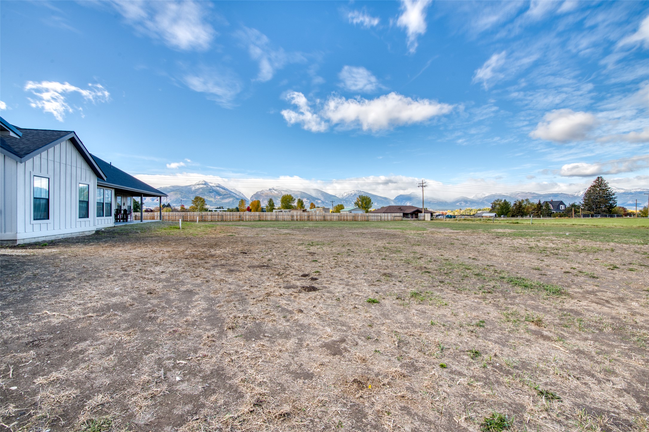 512 Willow Ridge Way