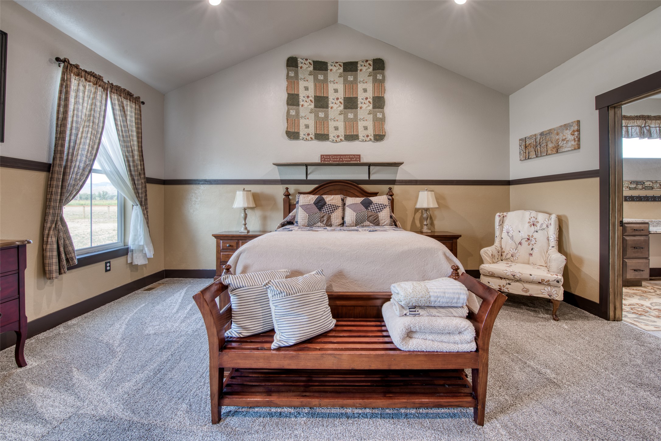 512 Willow Ridge Way