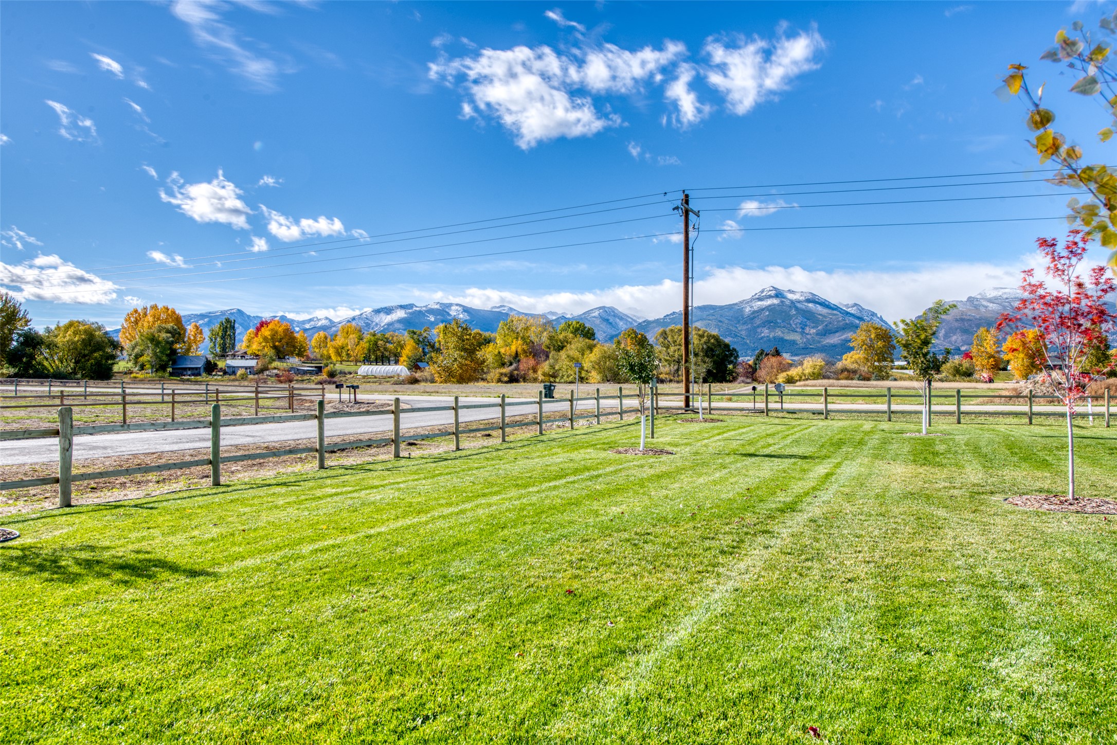 512 Willow Ridge Way