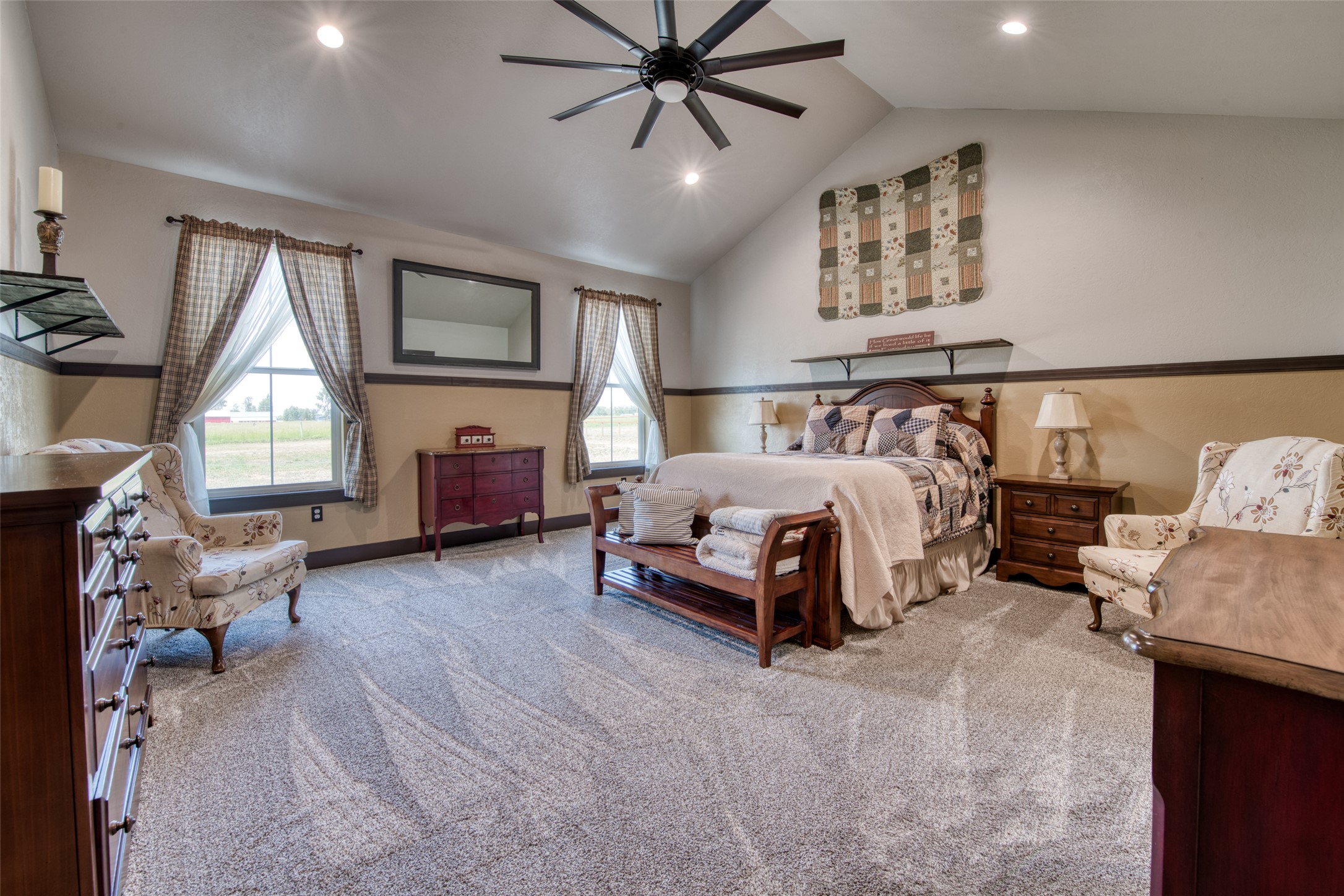 512 Willow Ridge Way