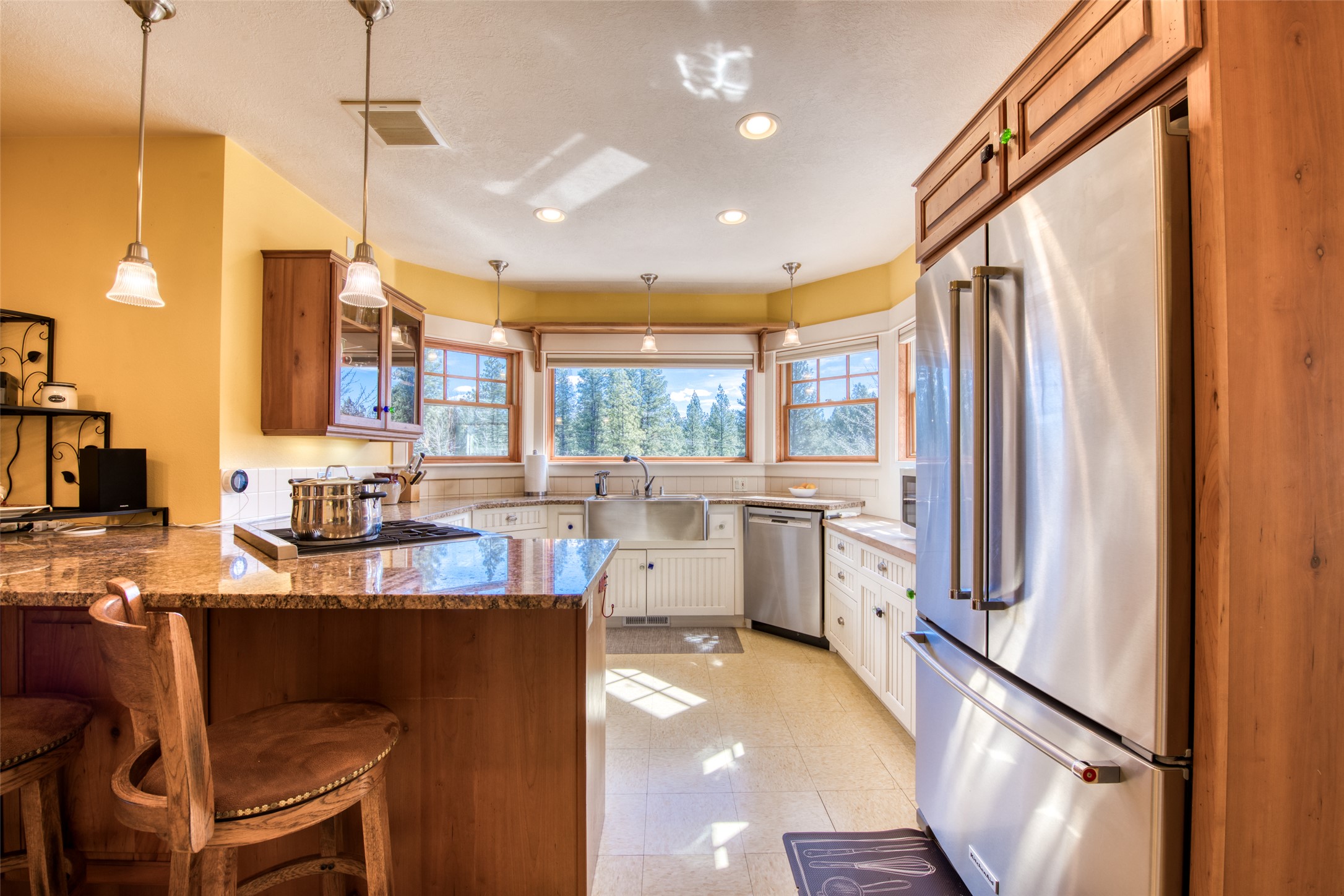 3544 McIntosh Lane