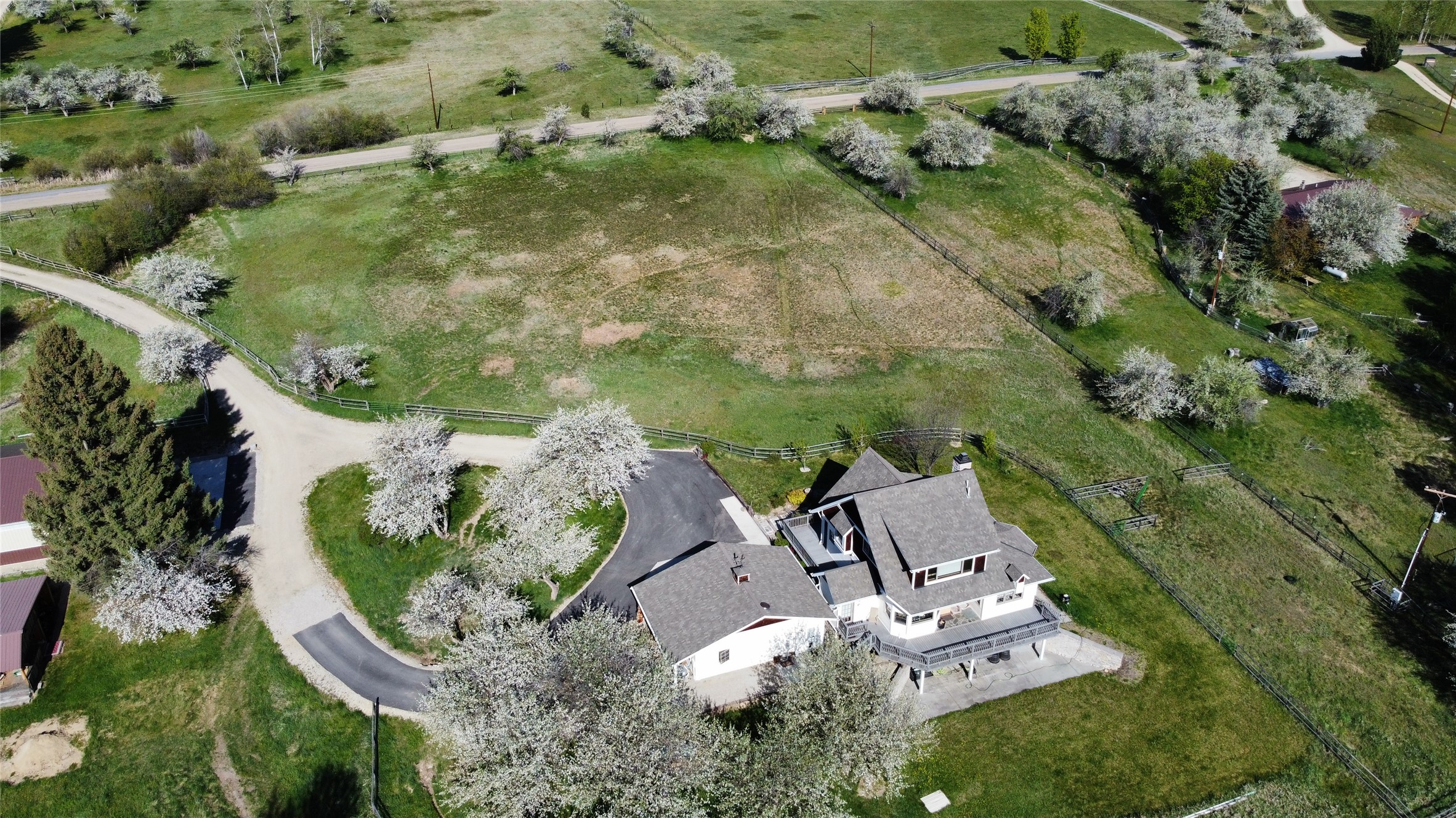 3544 McIntosh Lane