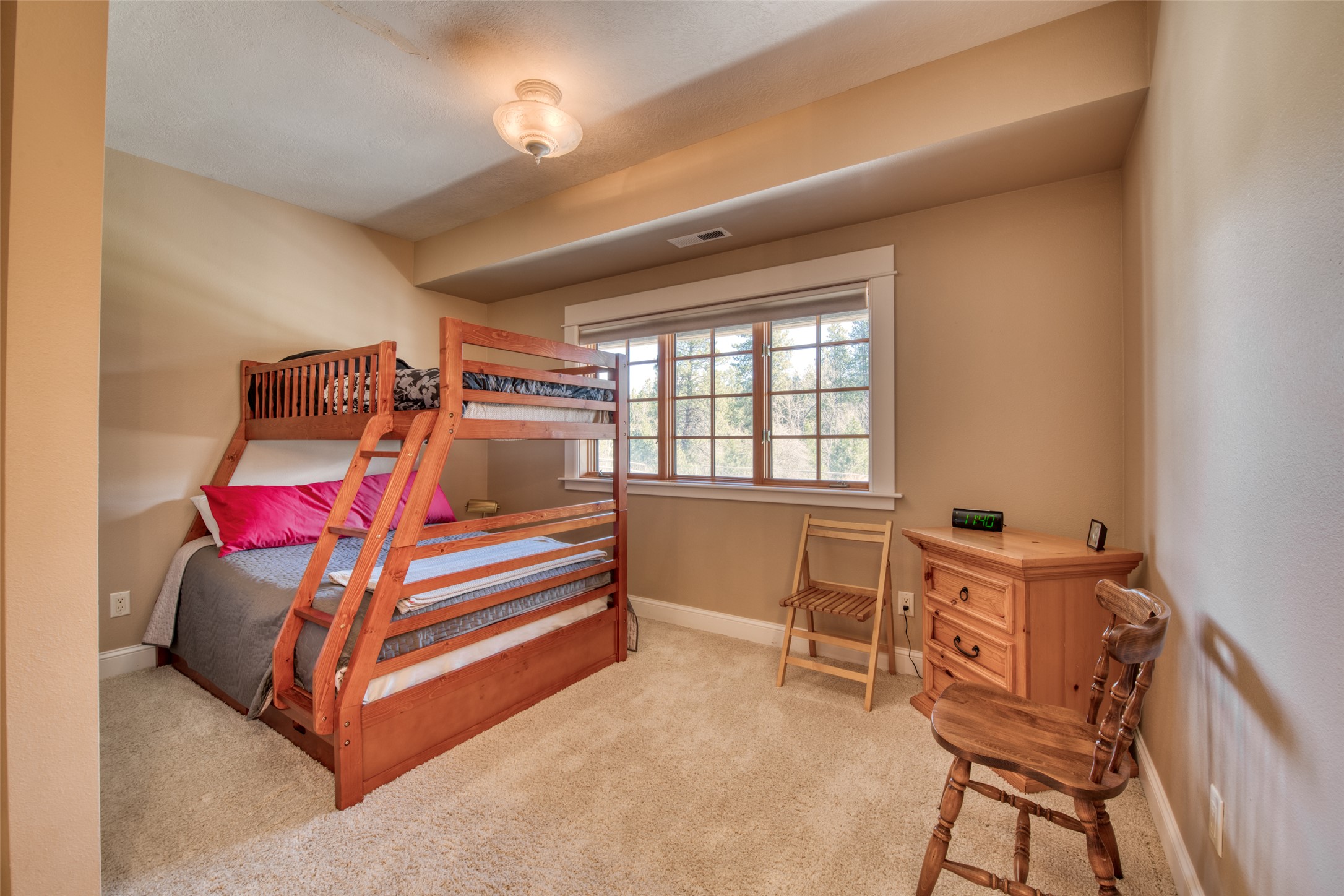 3544 McIntosh Lane