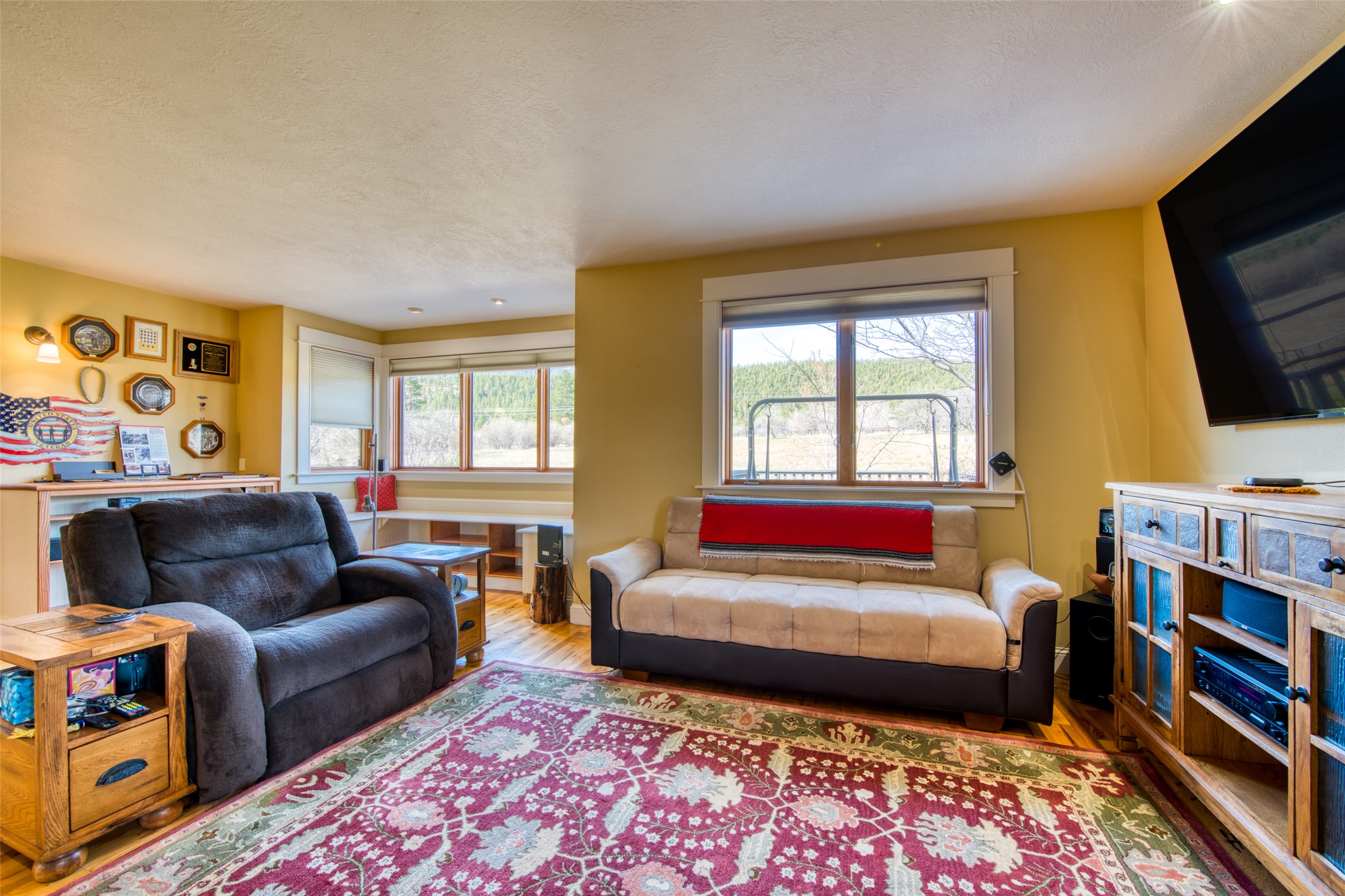 3544 McIntosh Lane