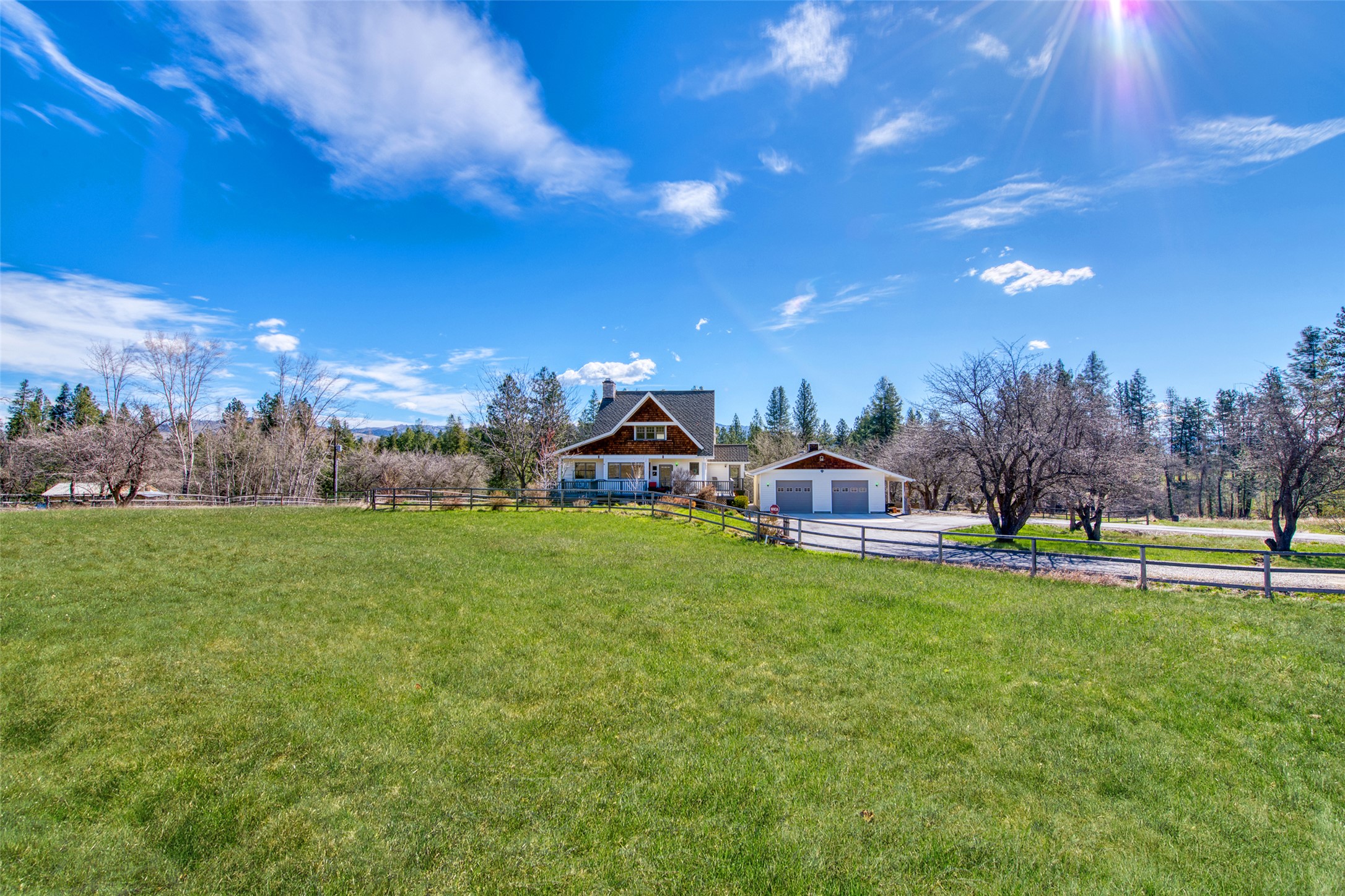 3544 McIntosh Lane