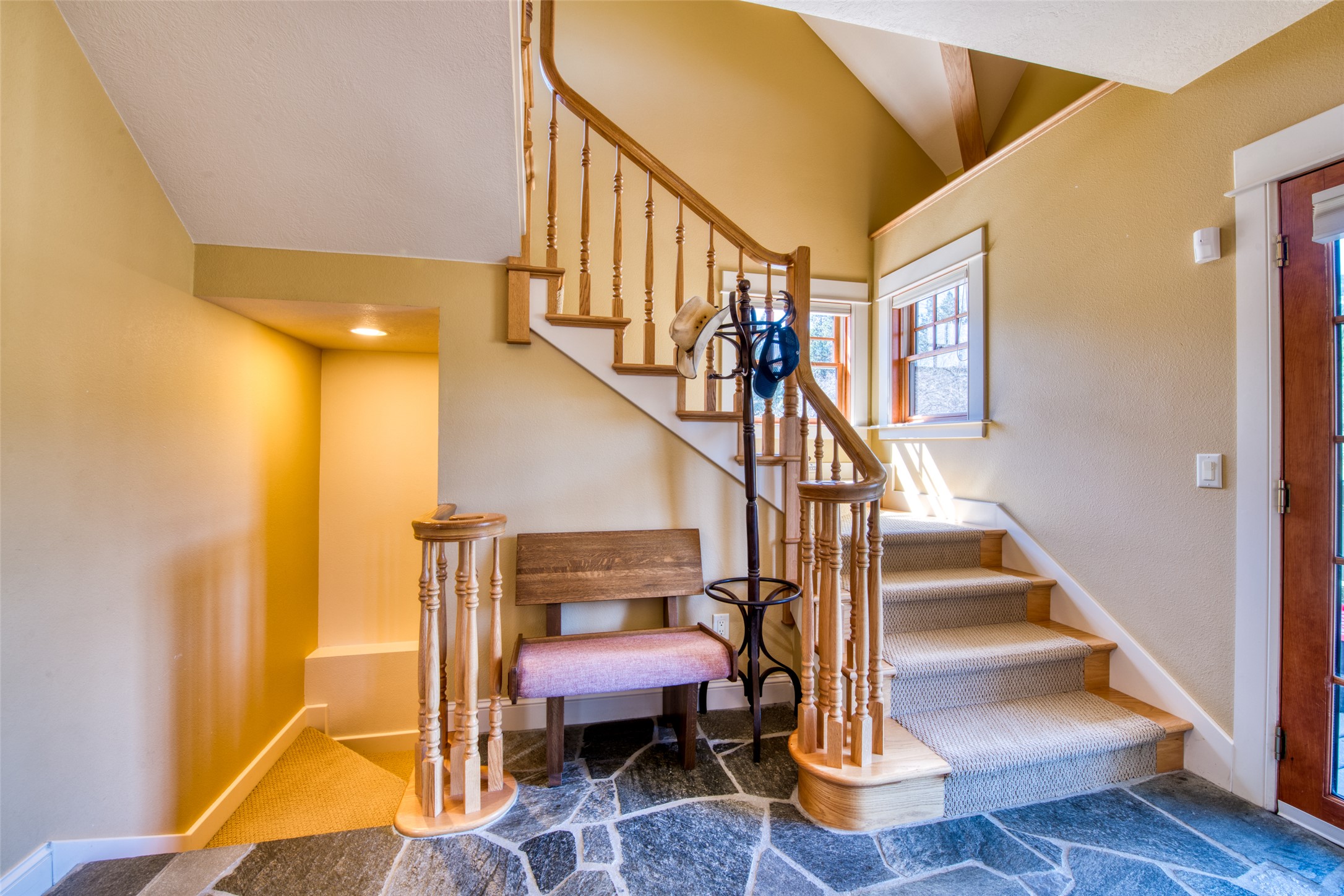 3544 McIntosh Lane