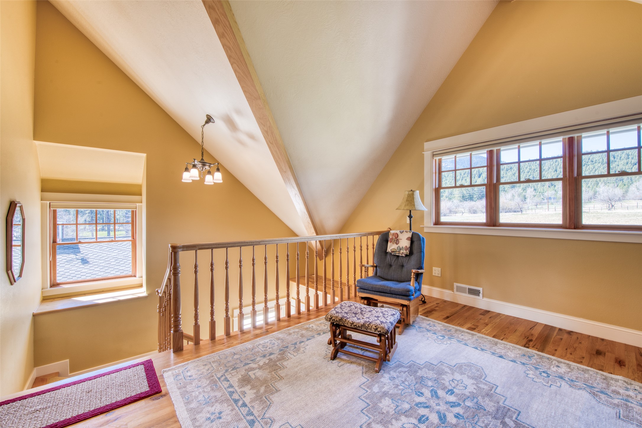 3544 McIntosh Lane