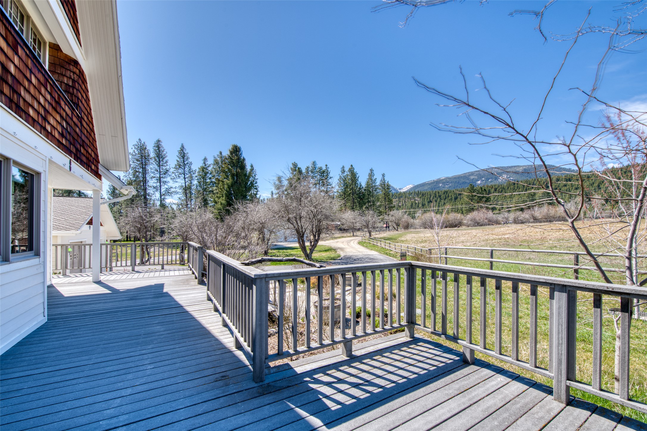 3544 McIntosh Lane