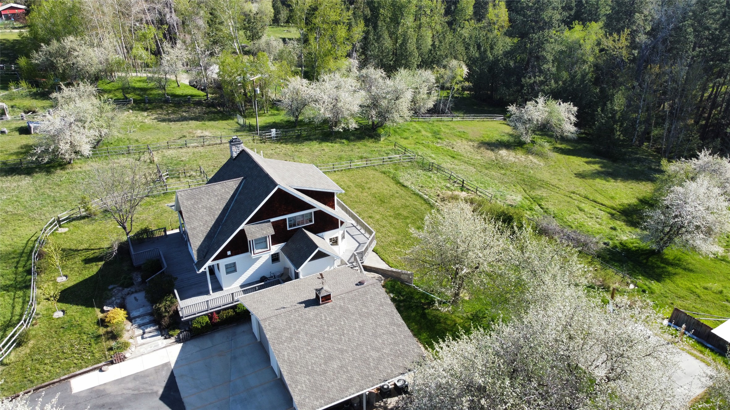 3544 McIntosh Lane