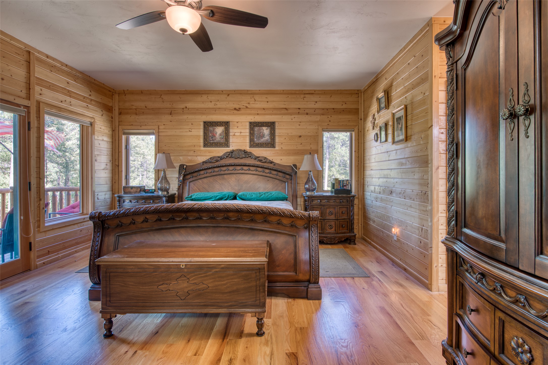 542 Raven Wood