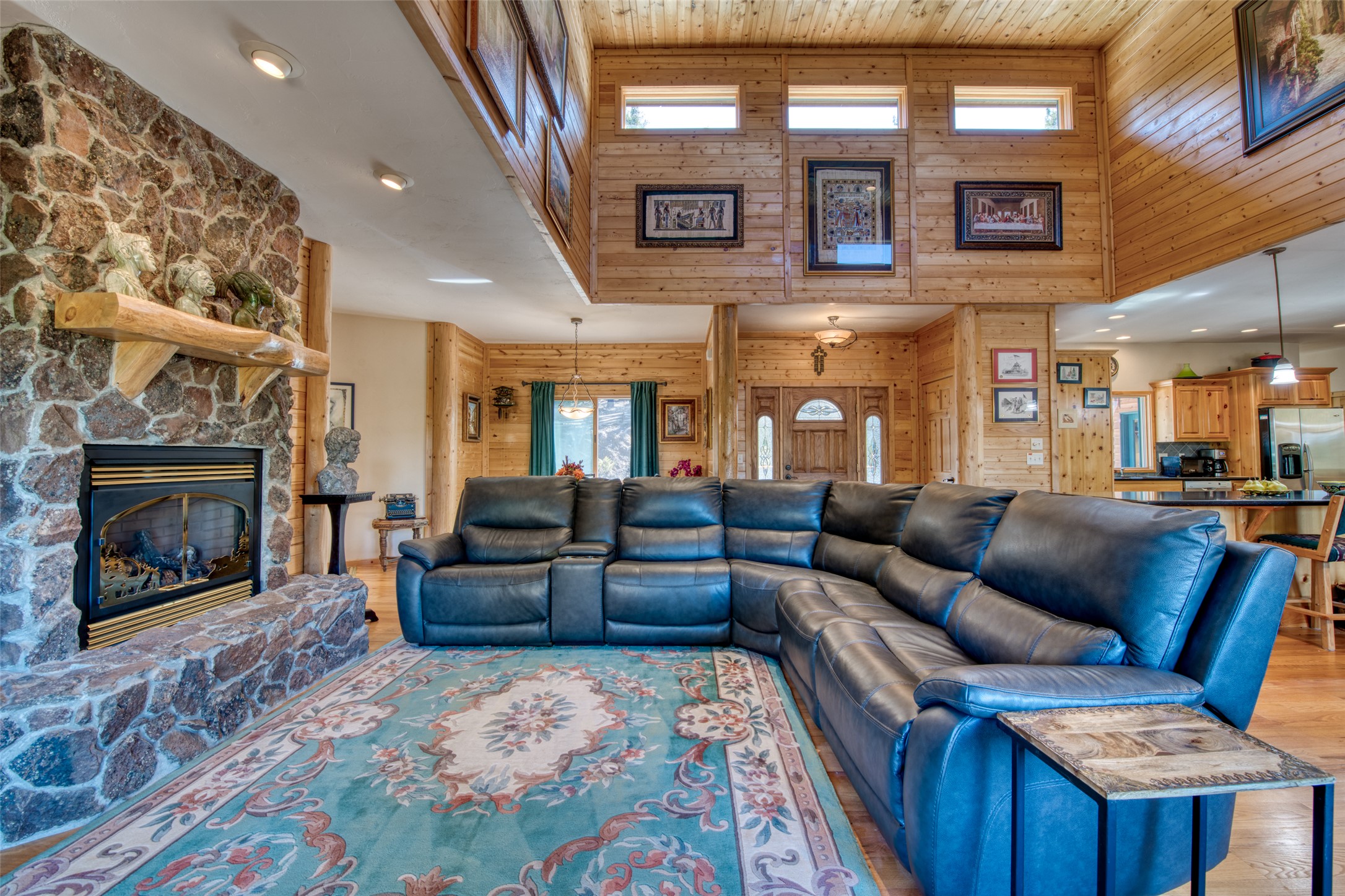 542 Raven Wood