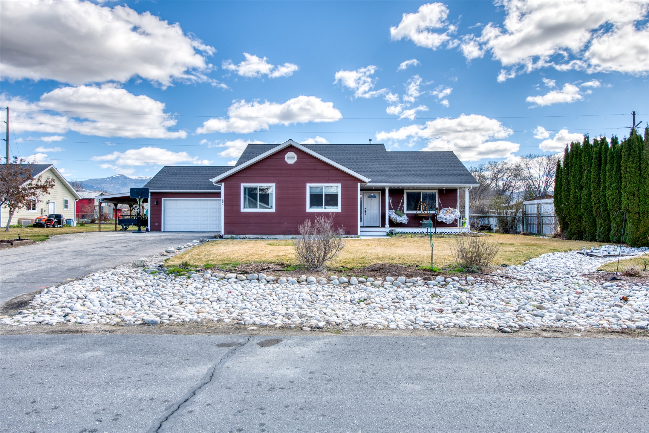 1084 Centennial Lane