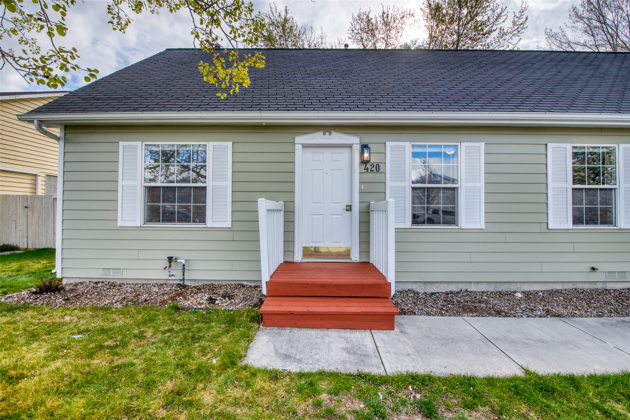 420 N Daly Avenue