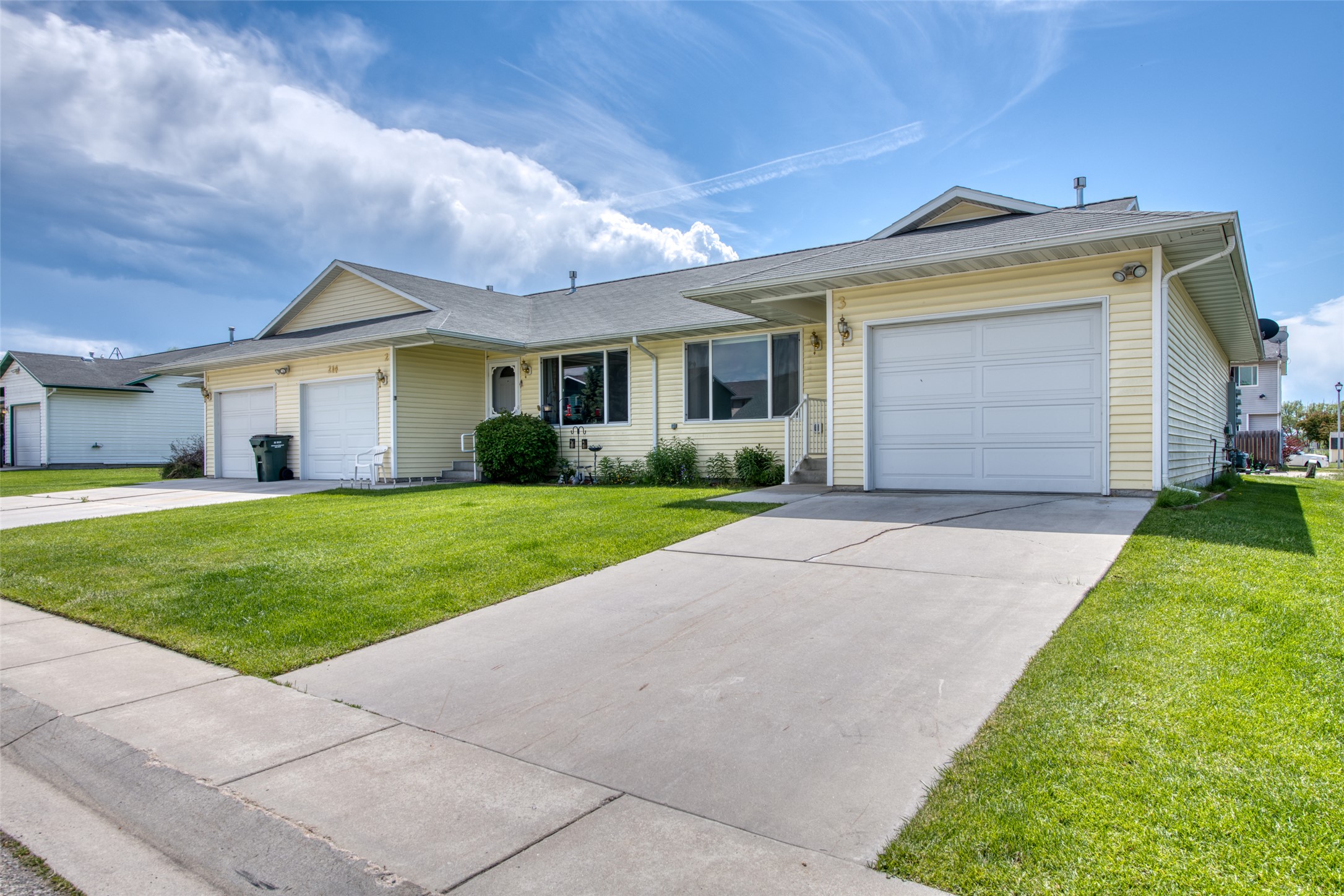 214 Heritage Street 3