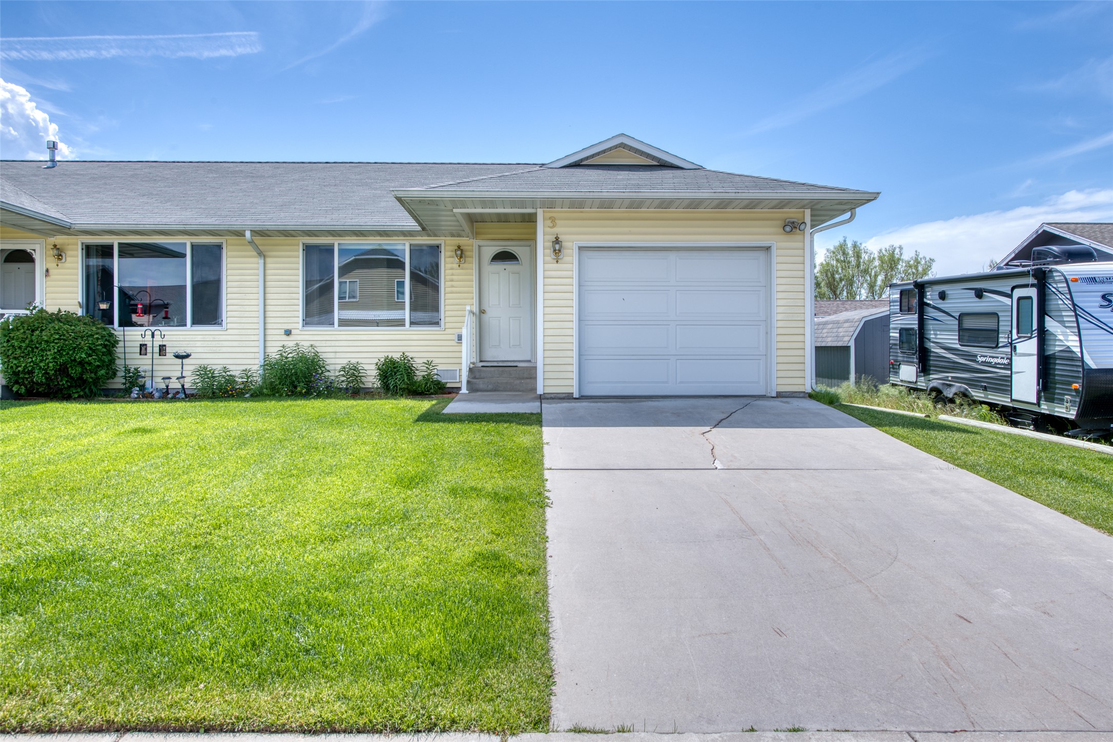 214 Heritage Street 3