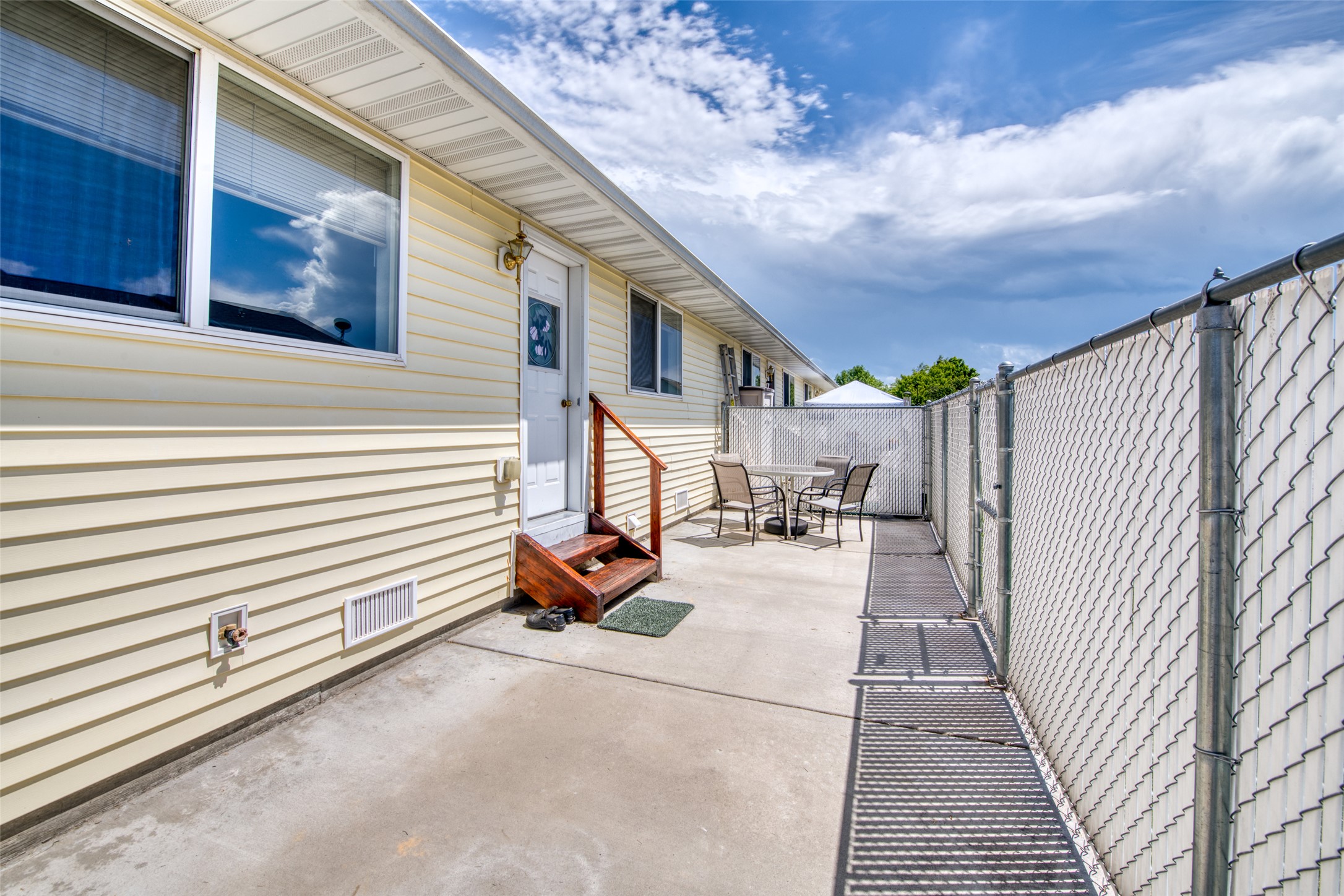 214 Heritage Street 3