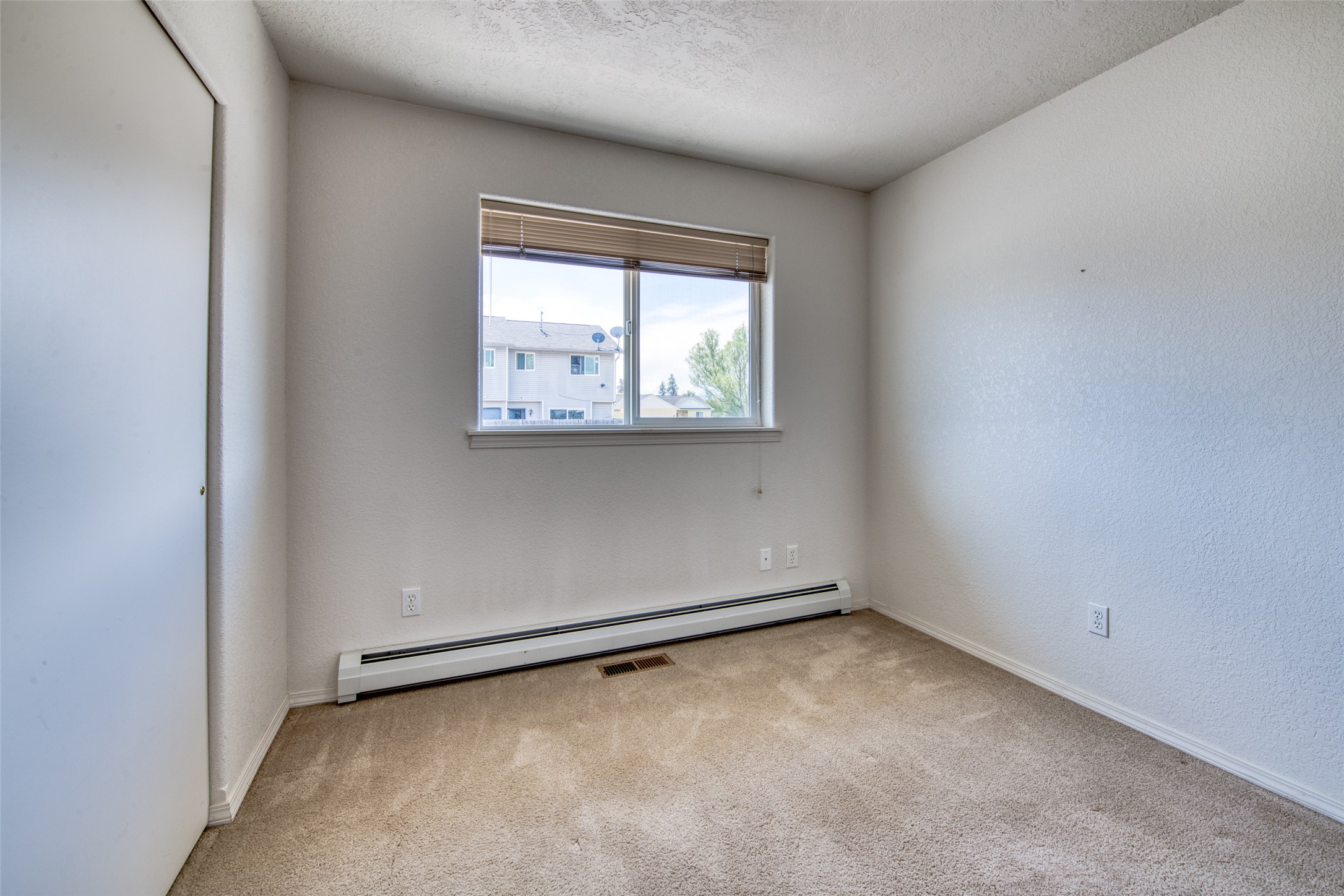 214 Heritage Street 3