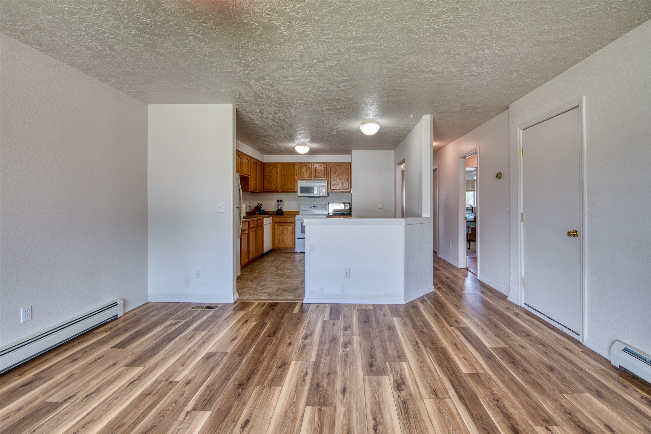 214 Heritage Street 3