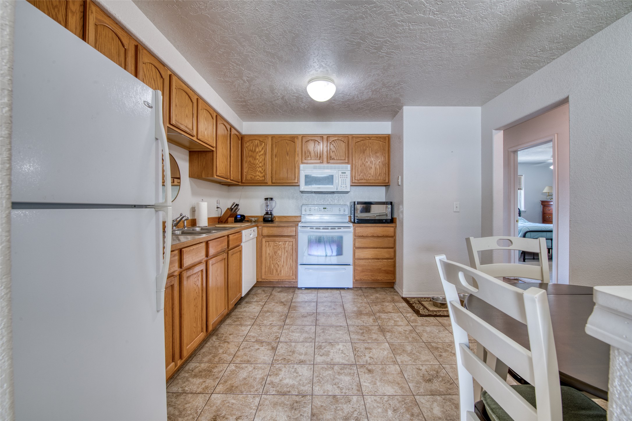 214 Heritage Street 3
