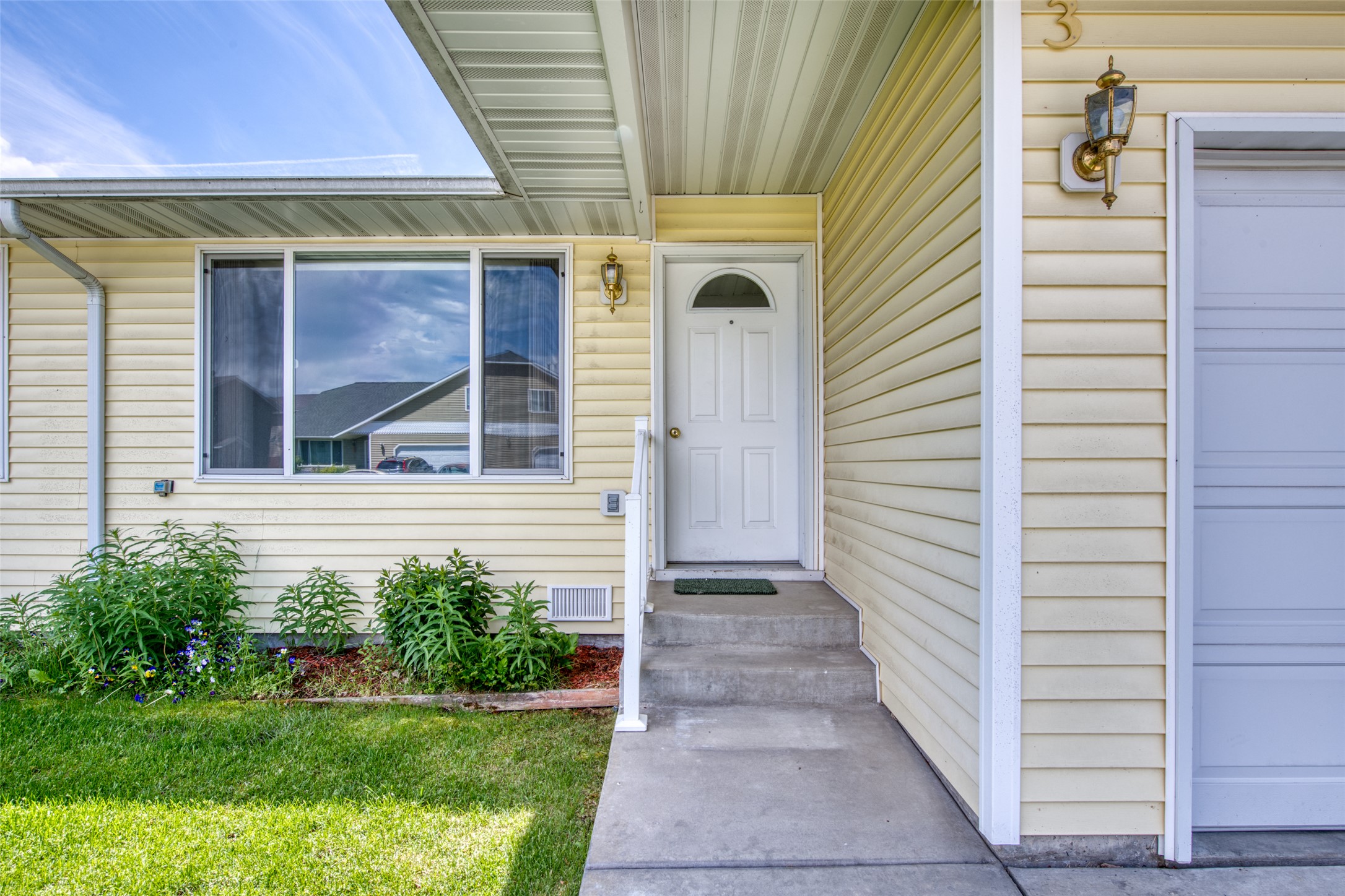 214 Heritage Street 3
