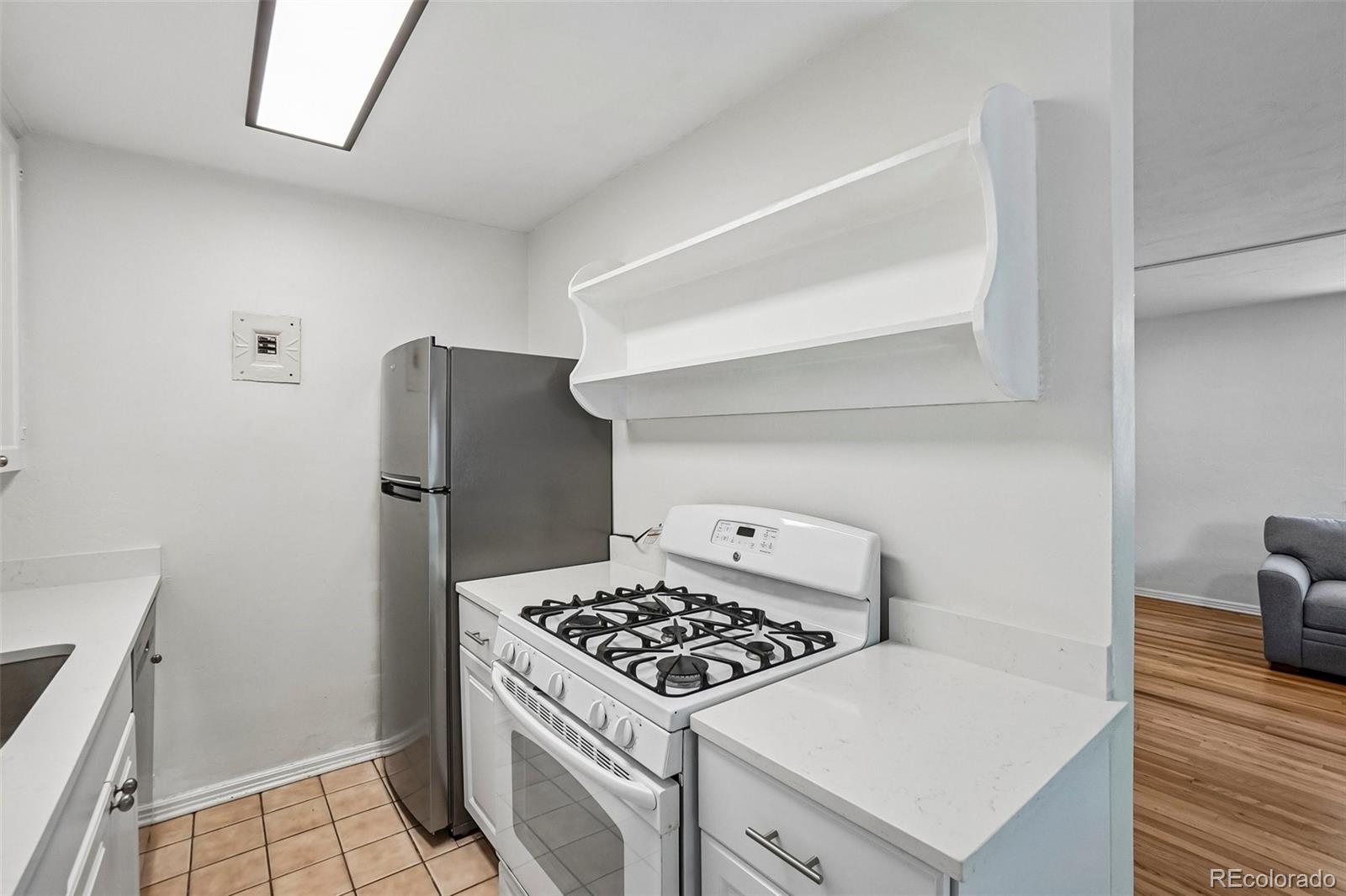 525 Jackson Street Unit: 103