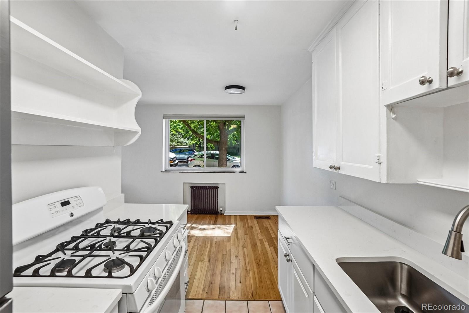 525 Jackson Street Unit: 103