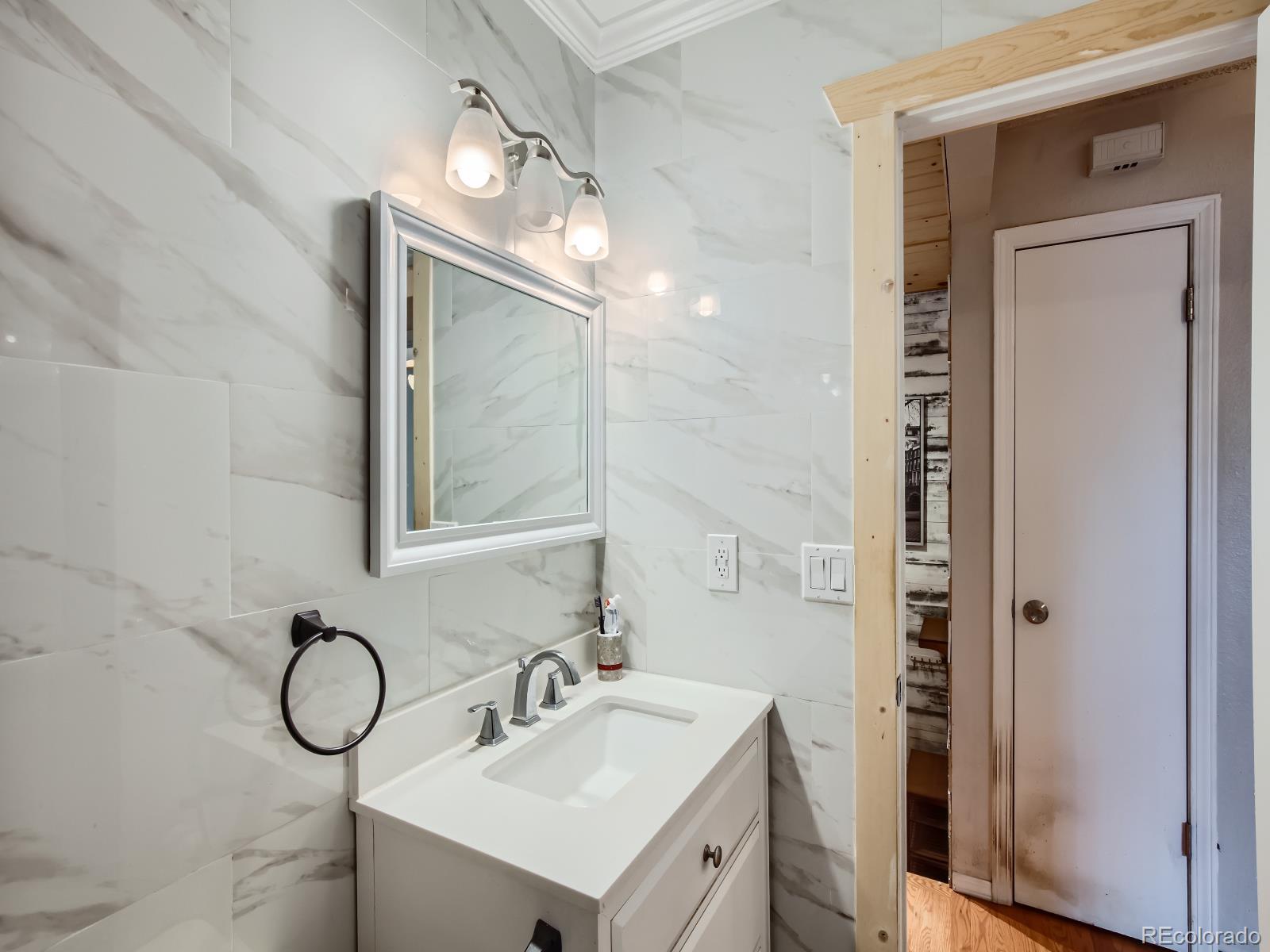 19623 E Girard Drive