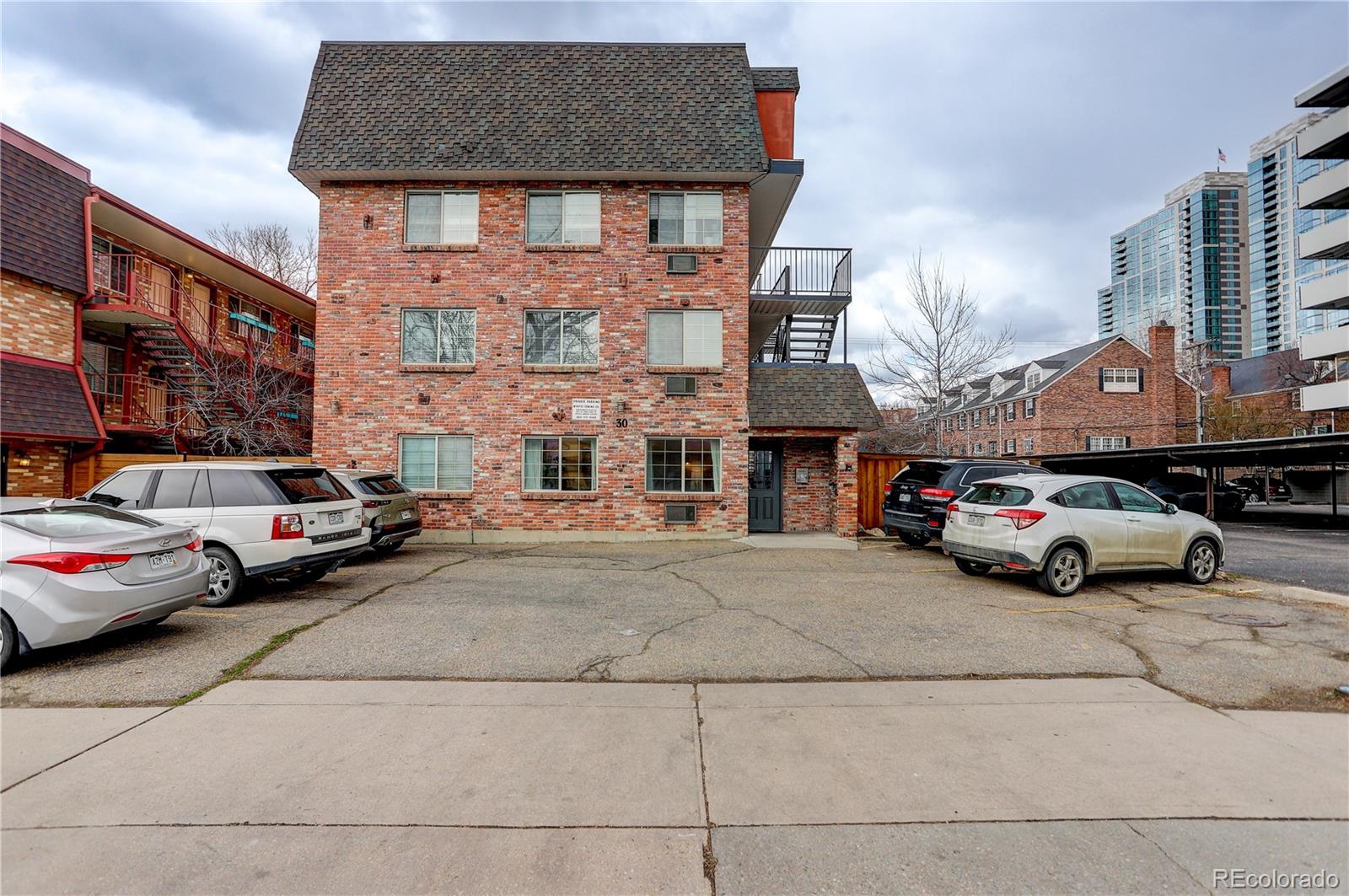 30 N Emerson Street Unit: 101