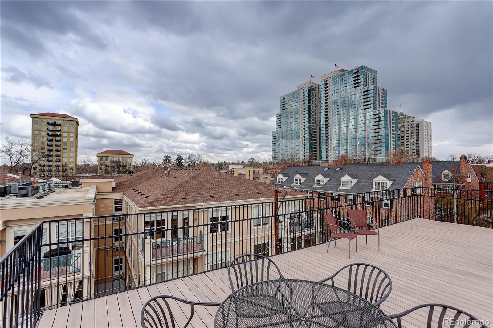 30 N Emerson Street Unit: 101