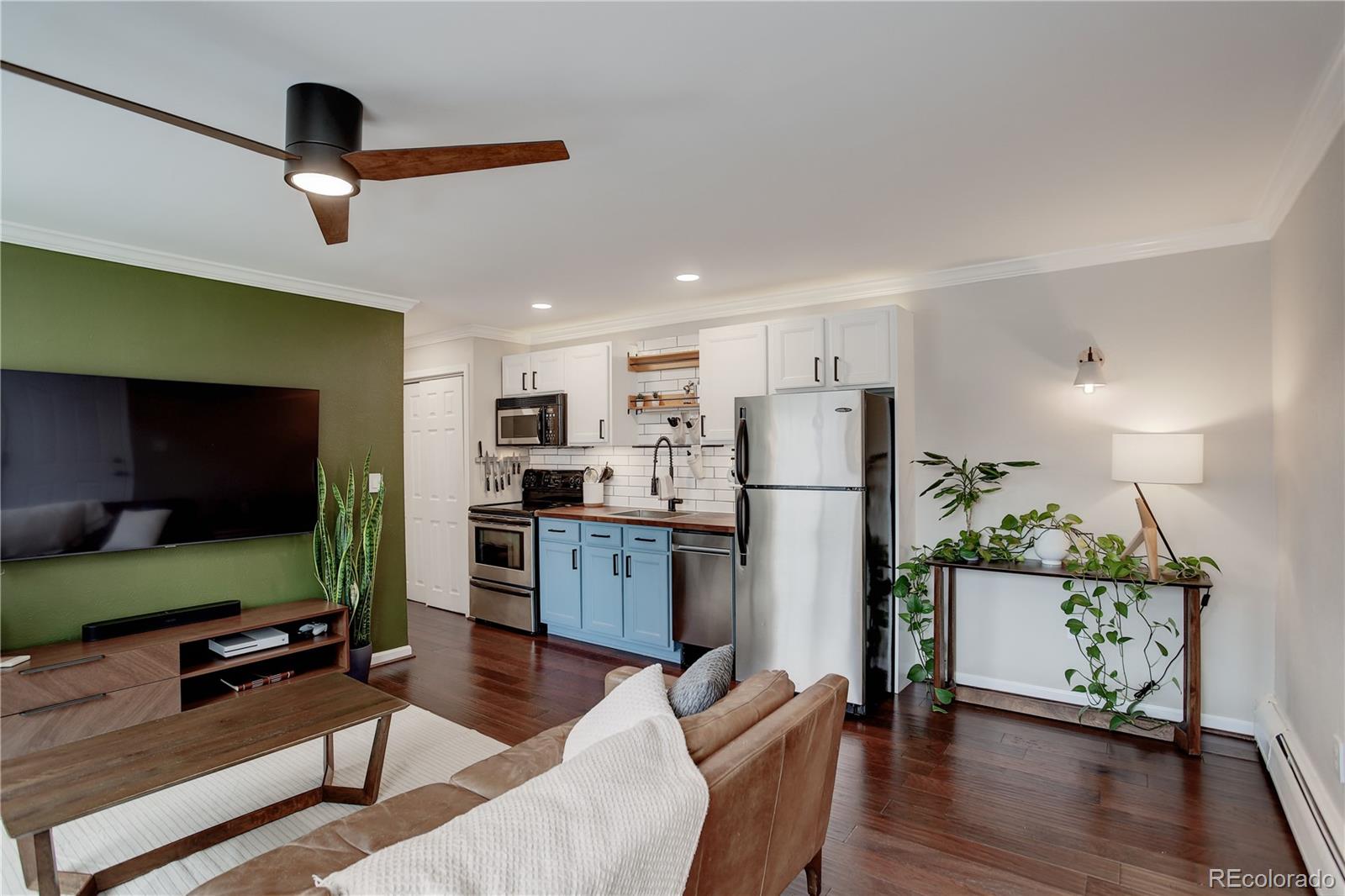 30 N Emerson Street Unit: 101