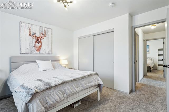 2060 Heatherdale Drive