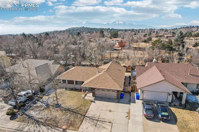 2060 Heatherdale Drive