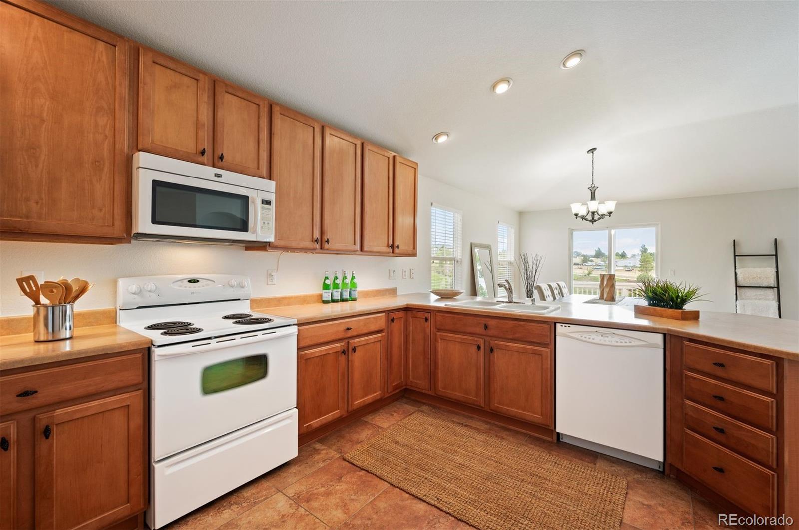 23628 E Bellewood Drive