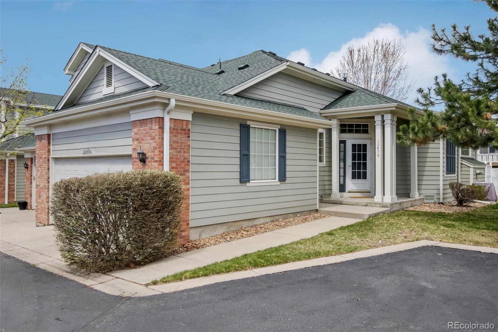 12879 E Dickensen Place