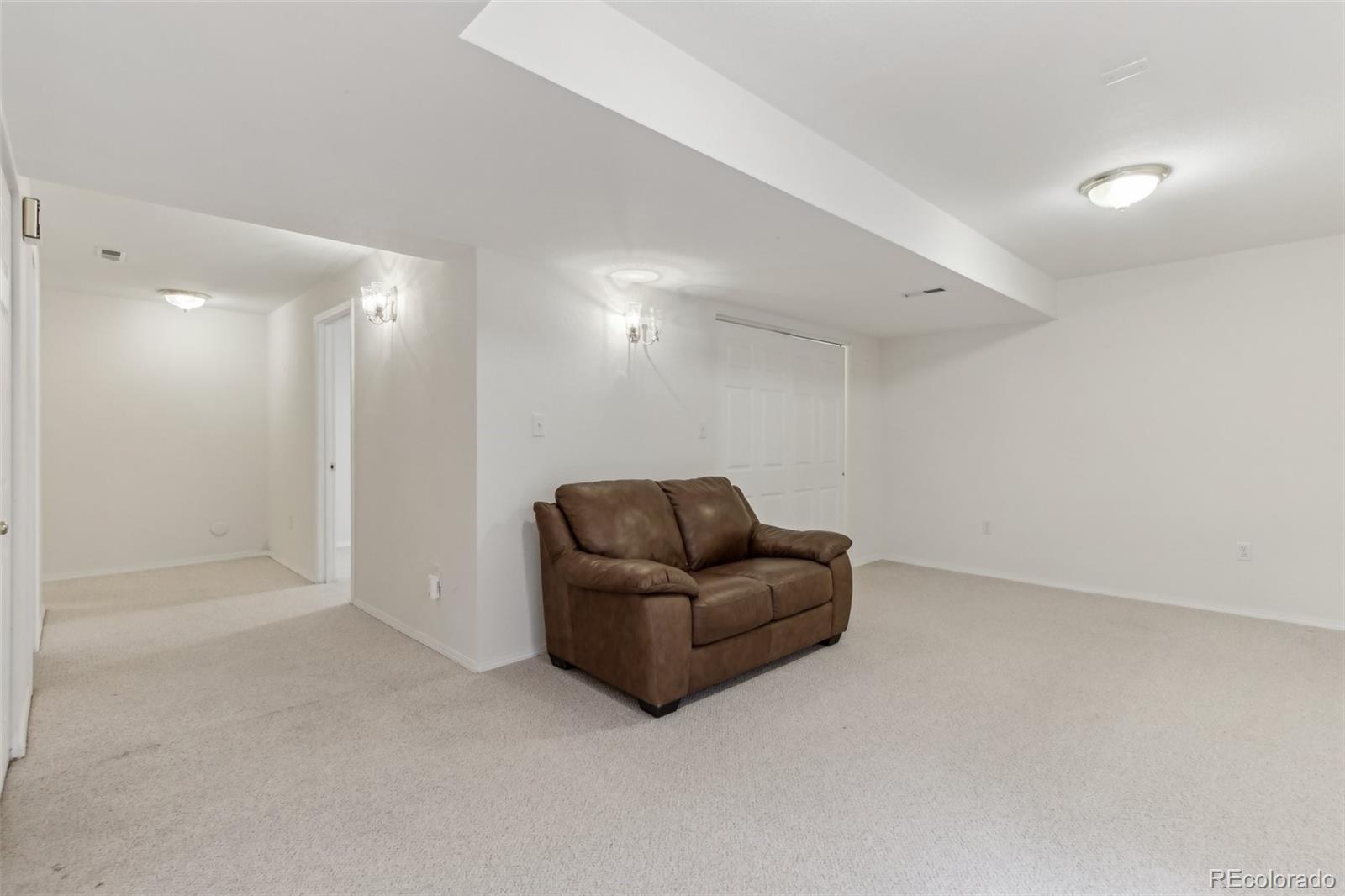 12879 E Dickensen Place