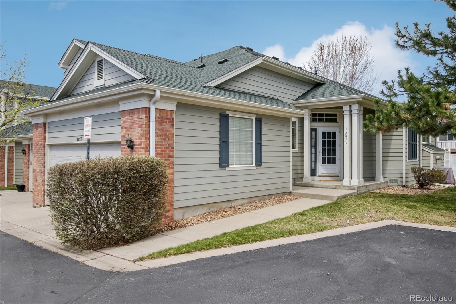 12879 E Dickensen Place