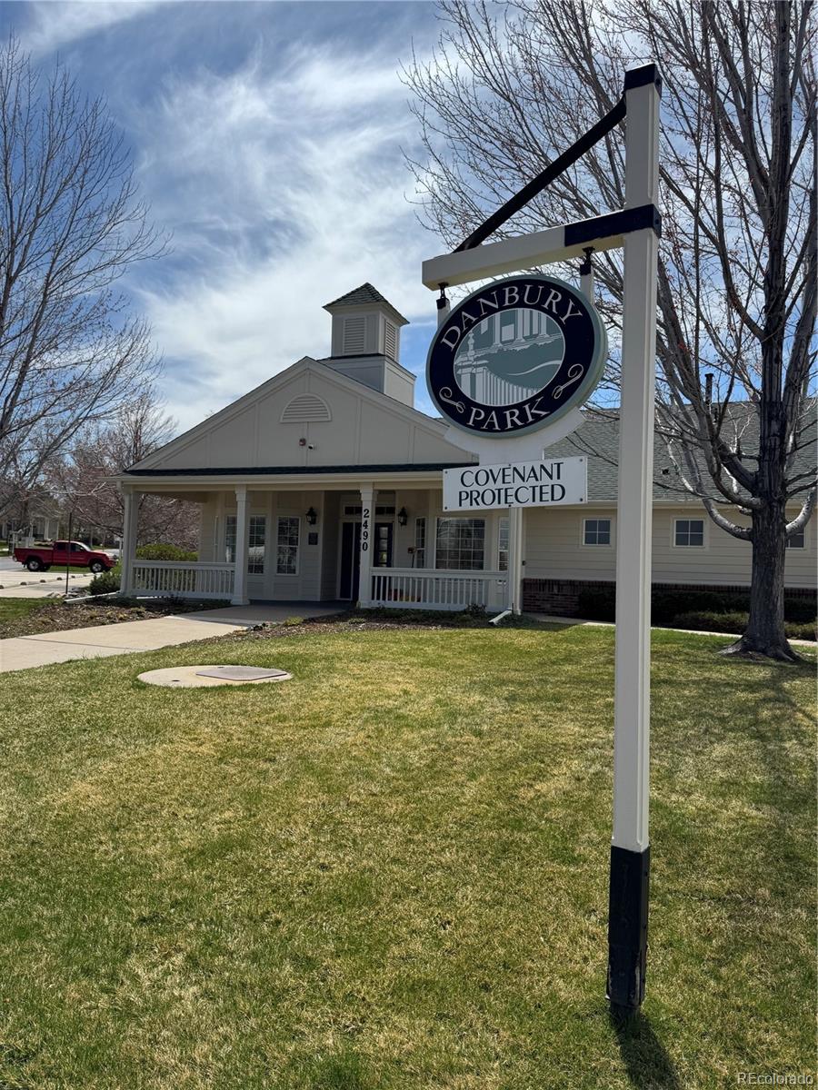 12879 E Dickensen Place