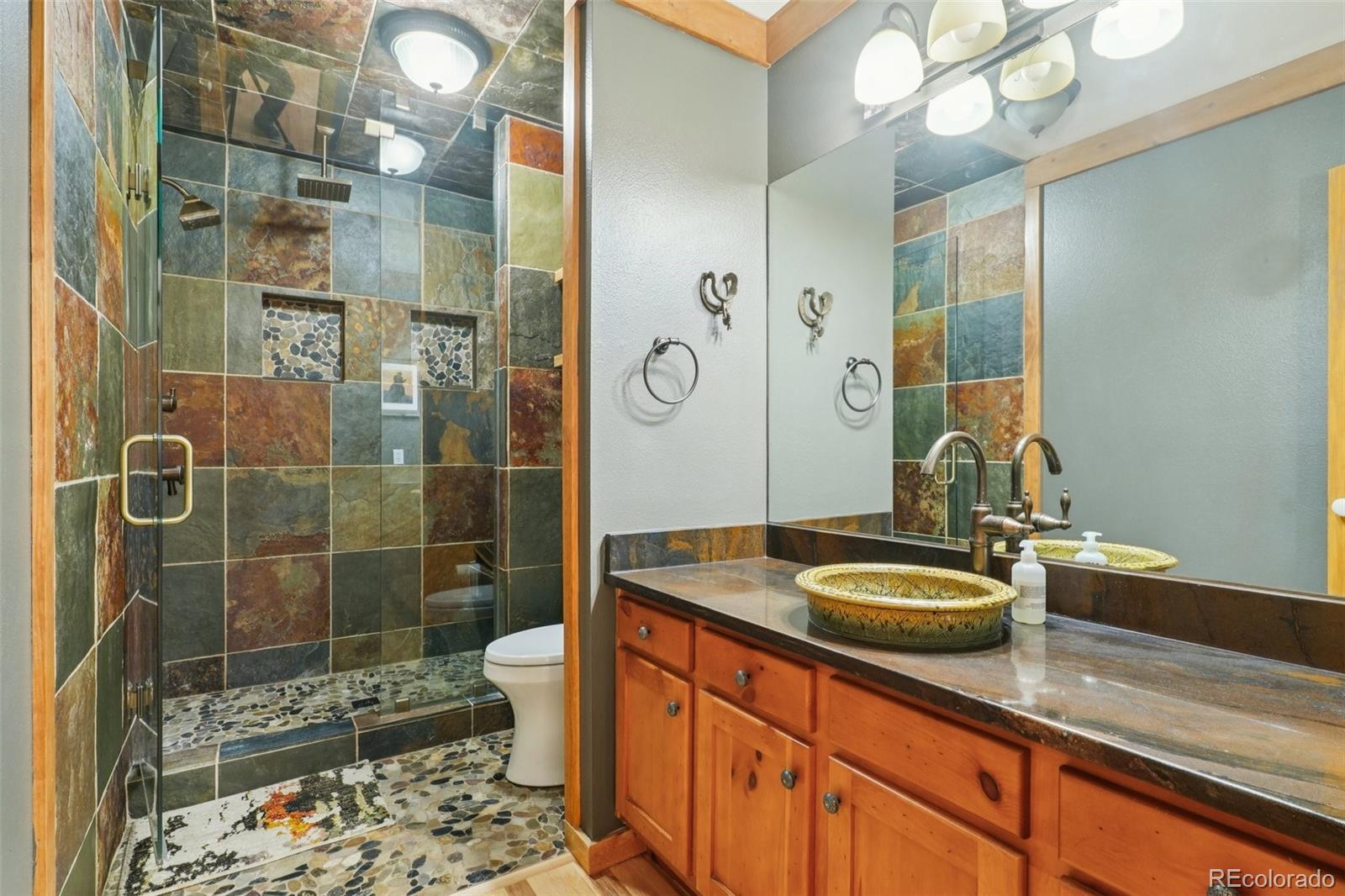 3015 Schilling Avenue