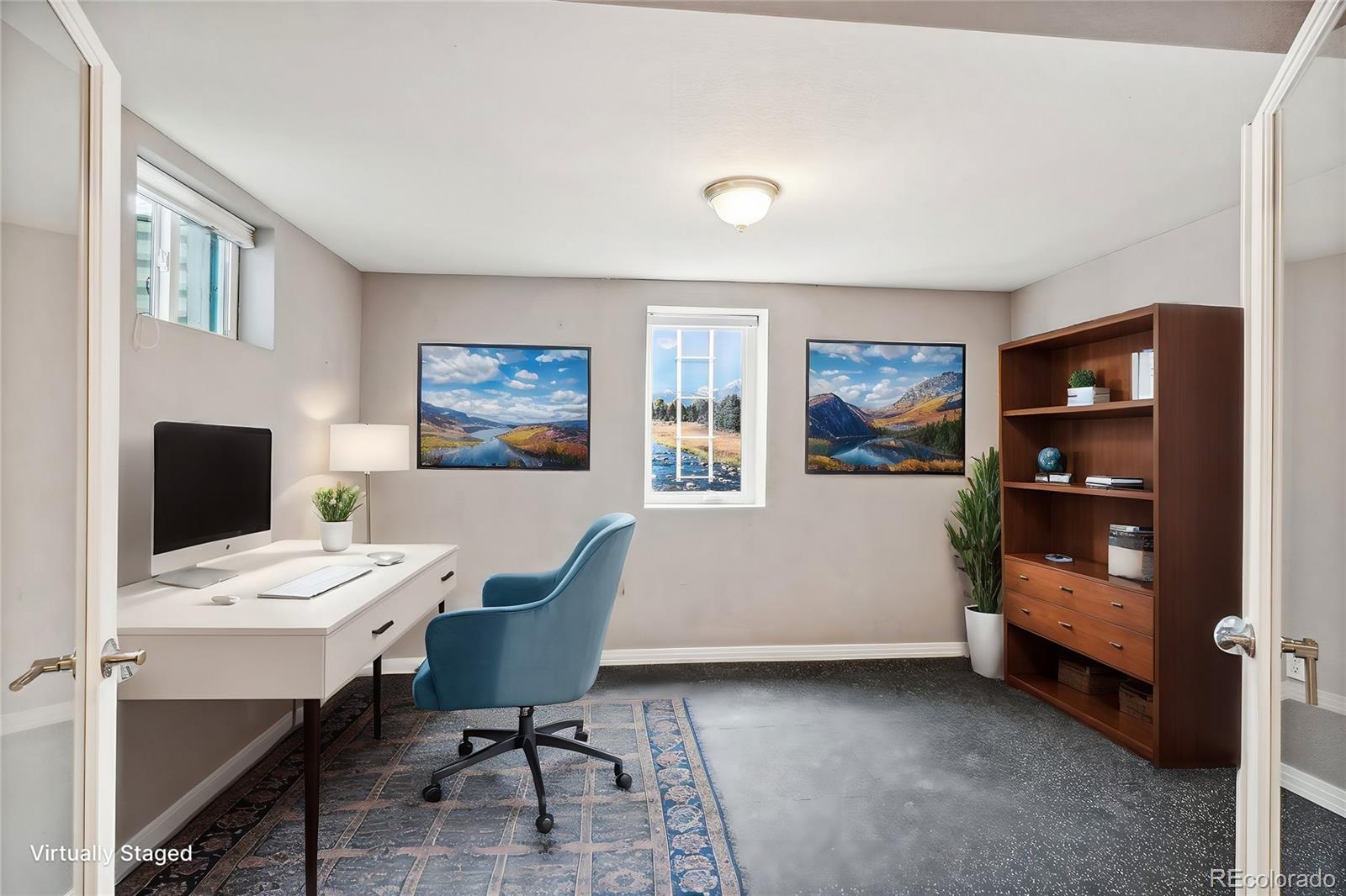 2887 E Euclid Avenue