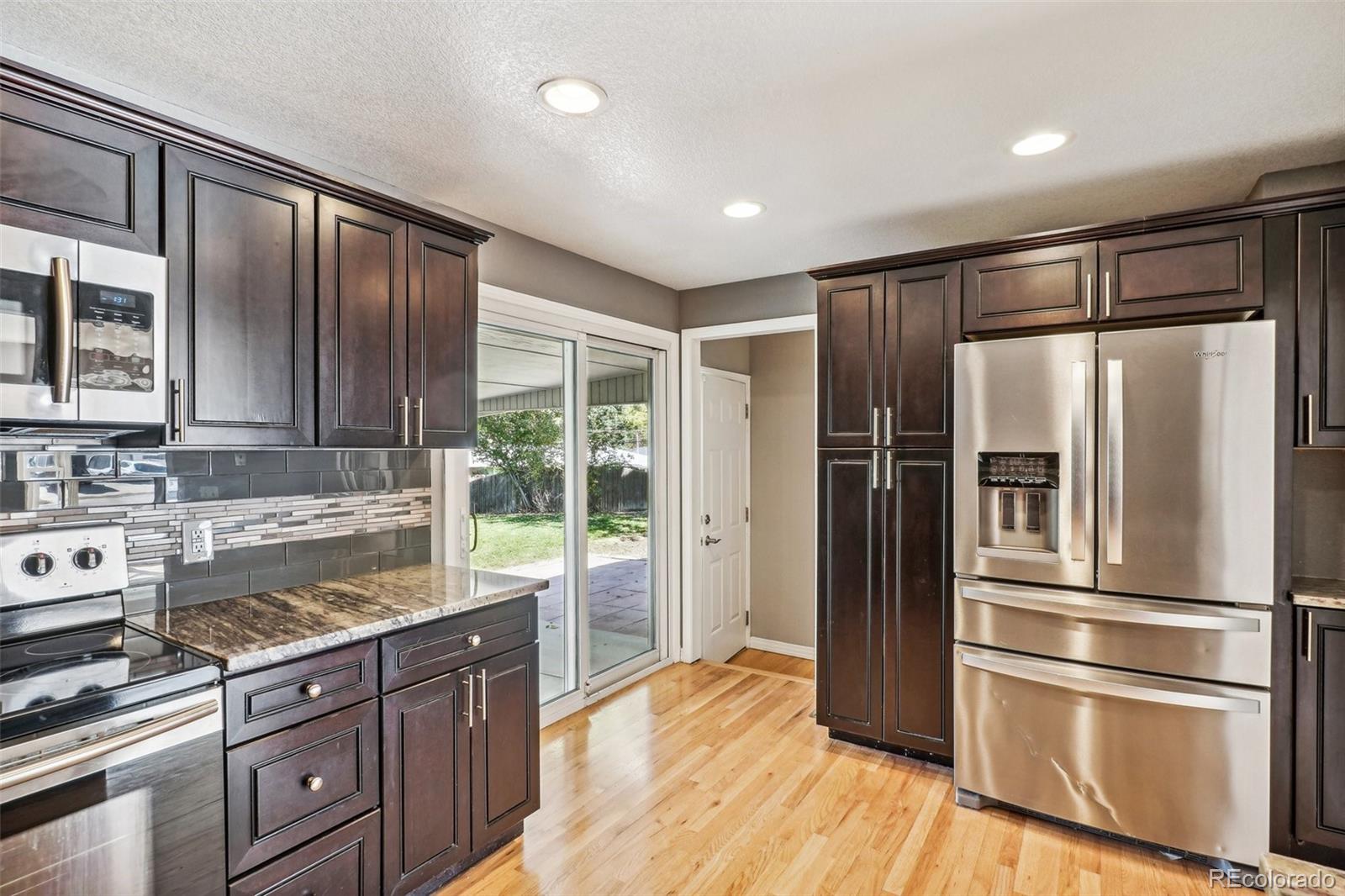 2887 E Euclid Avenue