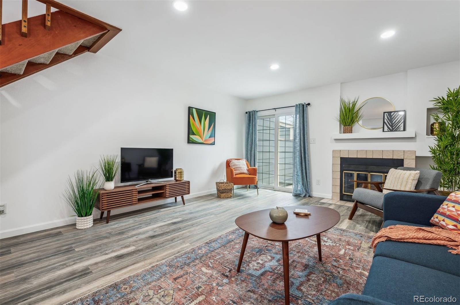 2005 S Balsam Street