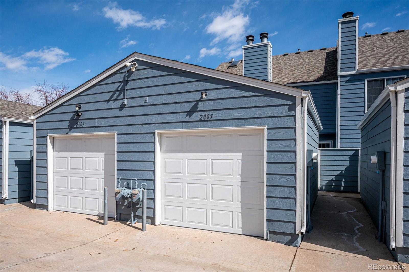 2005 S Balsam Street