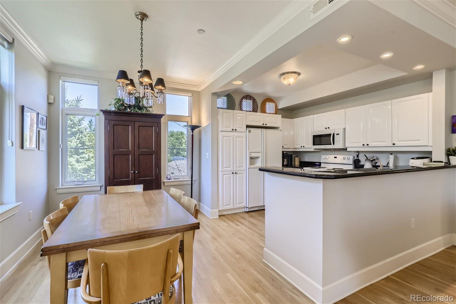 300 Hudson Street Unit: 201