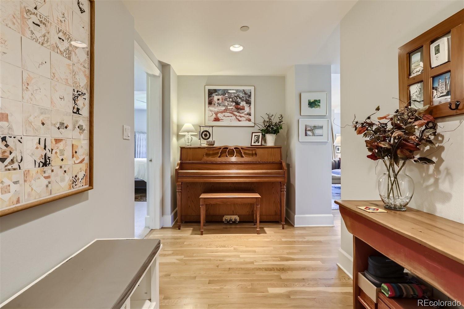 300 Hudson Street Unit: 201