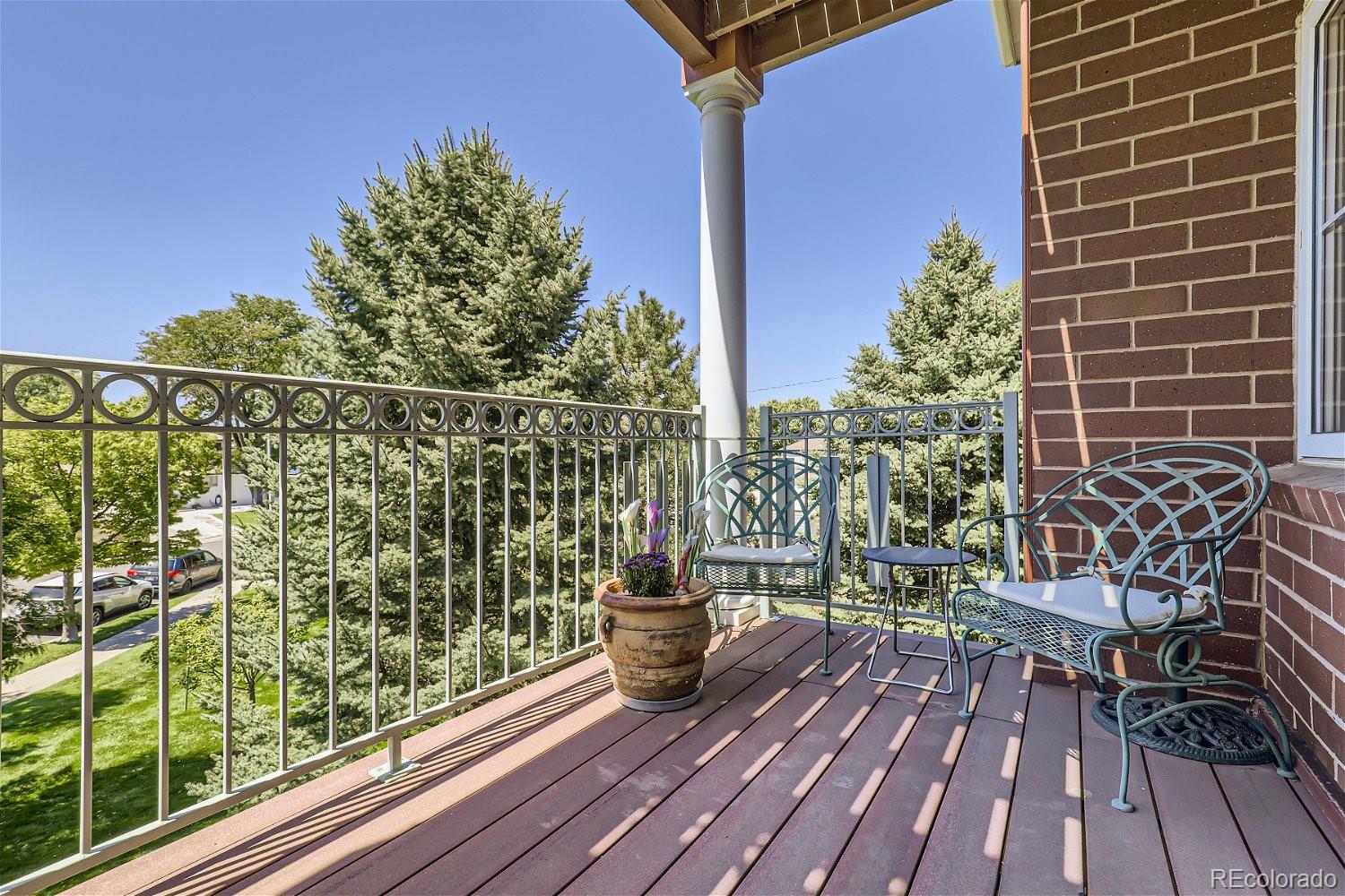 300 Hudson Street Unit: 201