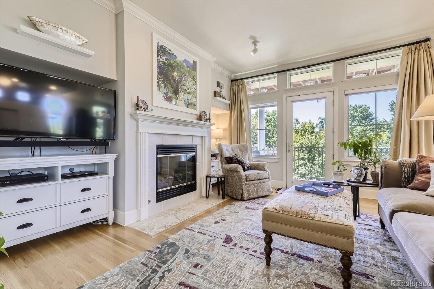 300 Hudson Street Unit: 201