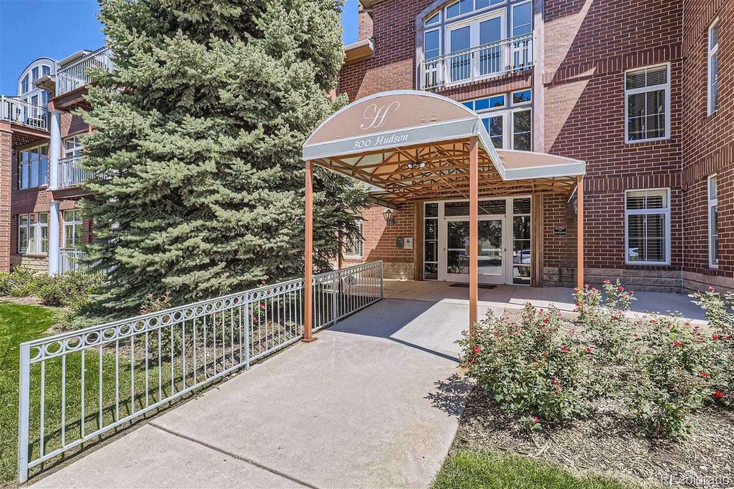 300 Hudson Street Unit: 201