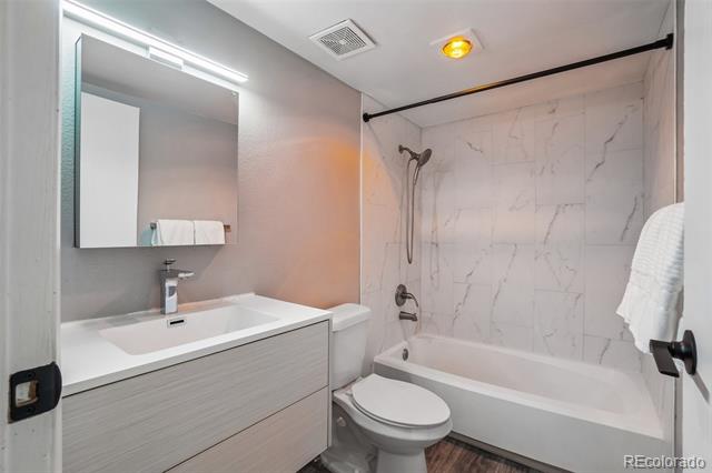 540 S Forest Street Unit: 1-201