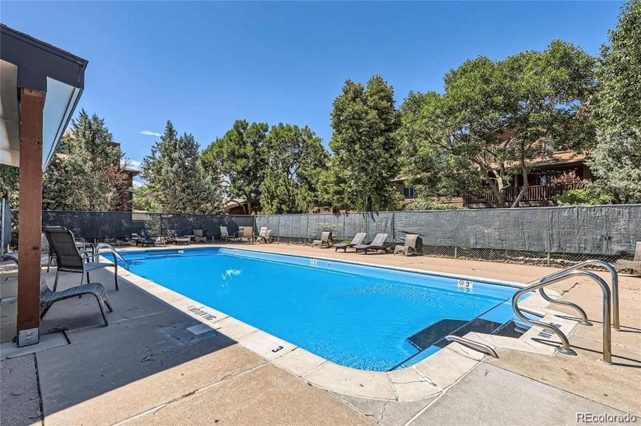 540 S Forest Street Unit: 1-201
