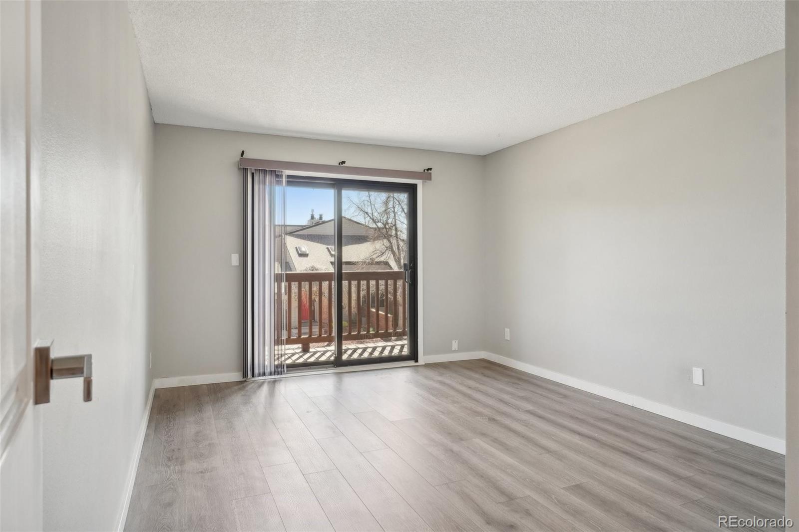 540 S Forest Street Unit: 3-204